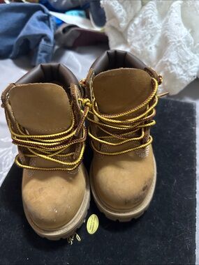 Timberland Brown Kids Boots with Yellow and Burgundy Laces
